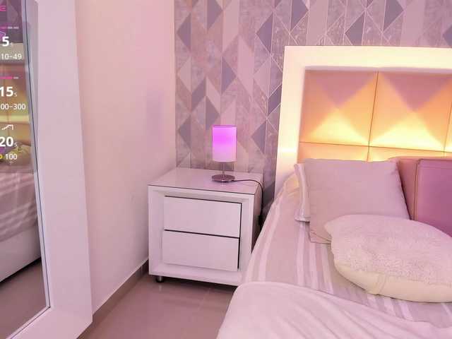DahliaBloom live cam on BongaCams