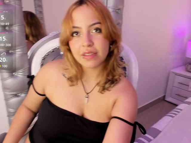 DahliaBloom webcam