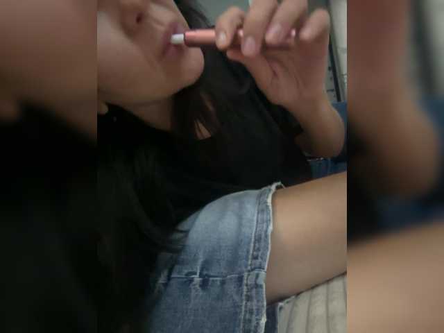 dutnedutaa live cam on BongaCams