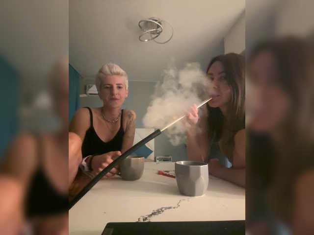 dutnedutaa live cam on BongaCams