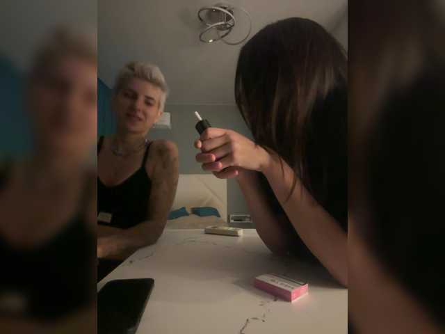 dutnedutaa live cam on BongaCams