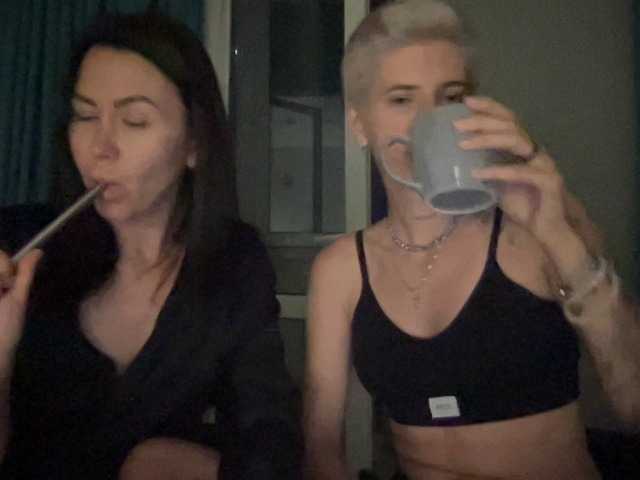 dutnedutaa live cam on BongaCams