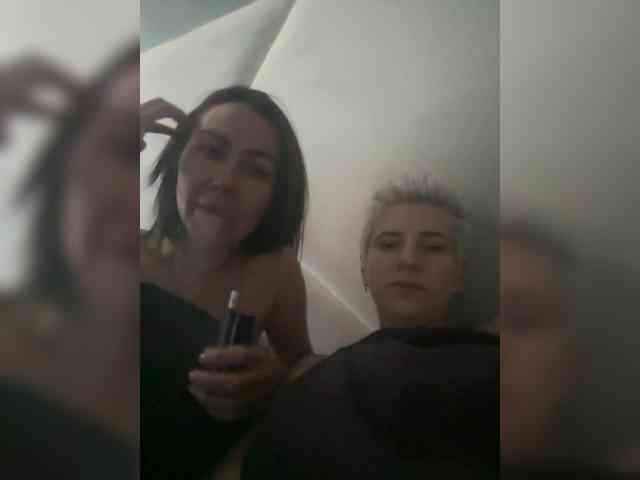 dutnedutaa Live Webcam on BongaCams