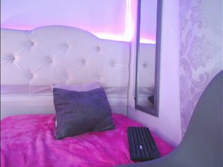 pretty-zoe Porn Show