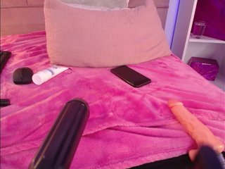pretty-zoe Porn Show