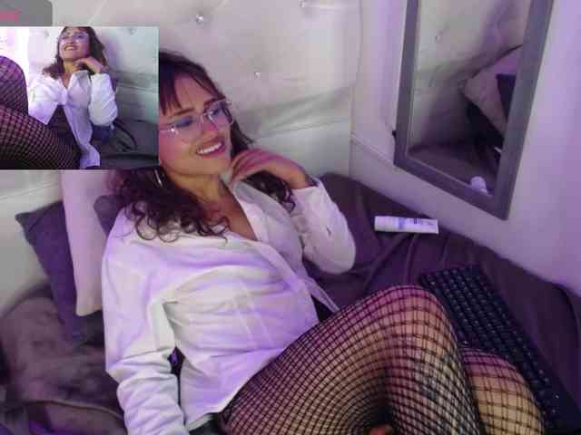 pretty-zoe