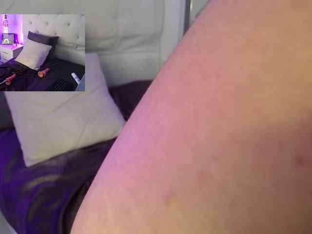 pretty-zoe webcam