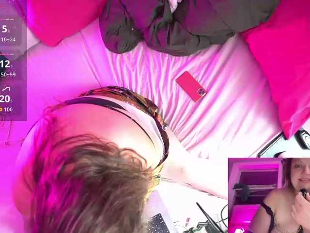 AdoraMeUtDominum live cam on BongaCams