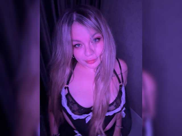 anasteishn1 live cam on BongaCams