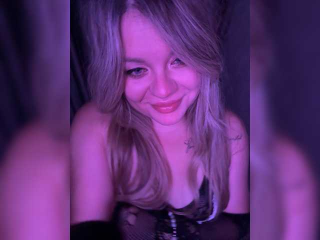 anasteishn1 live cam on BongaCams