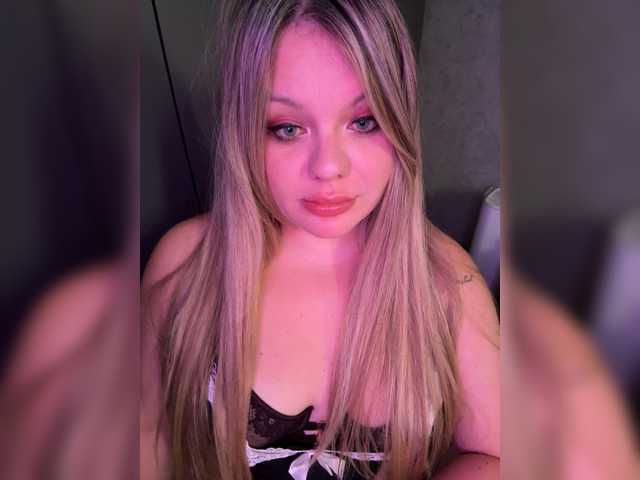 anasteishn1 live cam on BongaCams