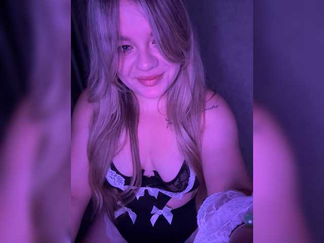 anasteishn1 live cam on BongaCams