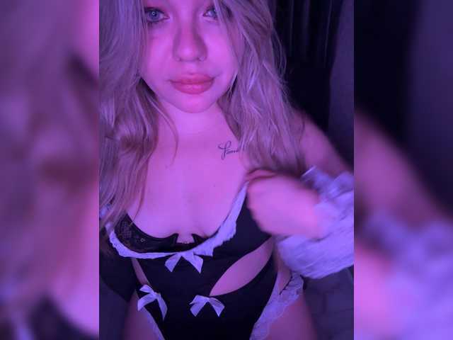 anasteishn1 live cam on BongaCams