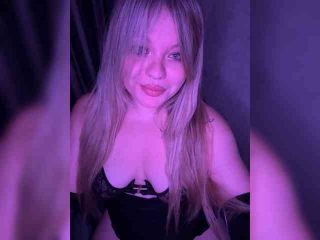 MariaMalyshka webcam