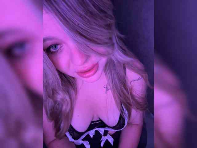 MariaMalyshka webcam