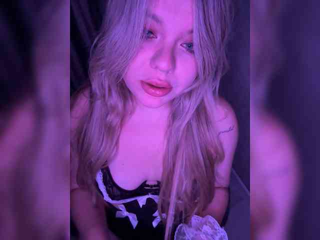MariaMalyshka webcam