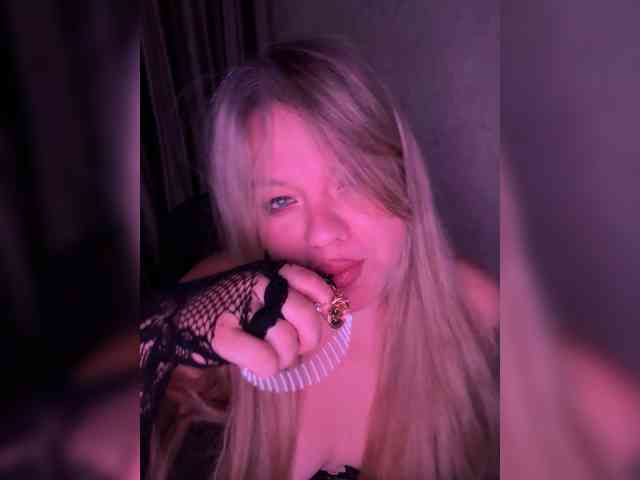 MariaMalyshka webcam