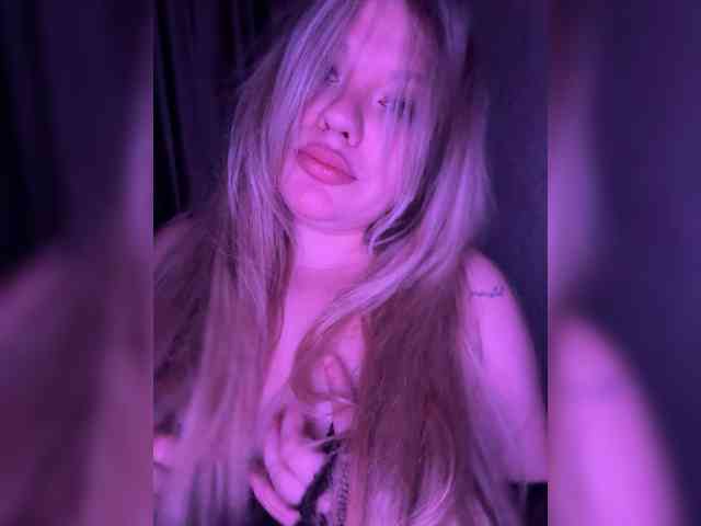 MariaMalyshka webcam