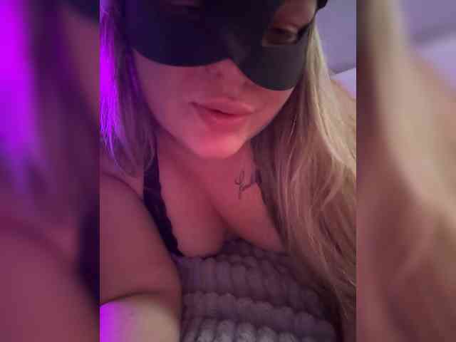 Maria2928 webcam