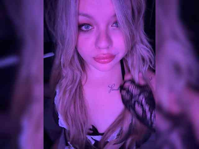 MariaMalyshka webcam