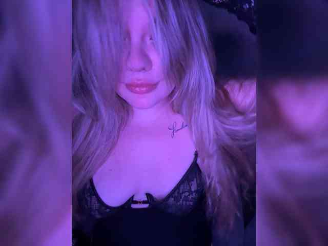 MariaMalyshka webcam