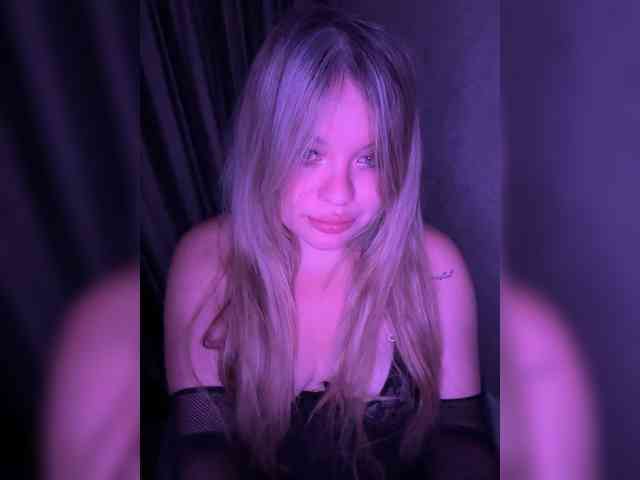 MariaMalyshka webcam