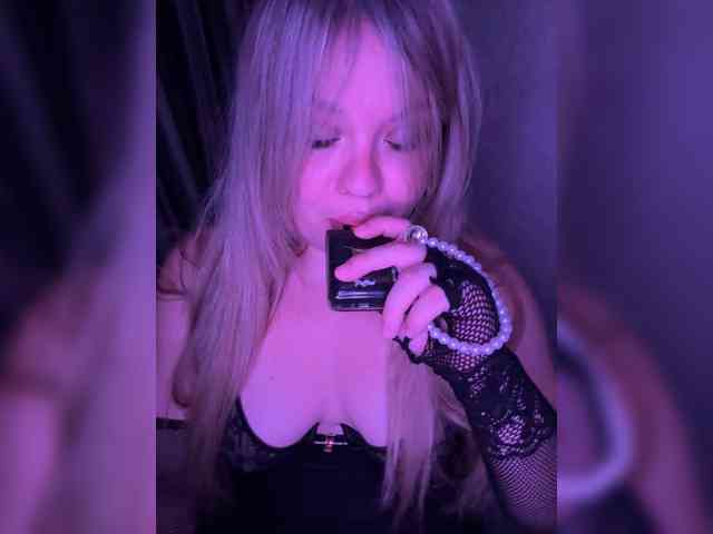MariaMalyshka webcam