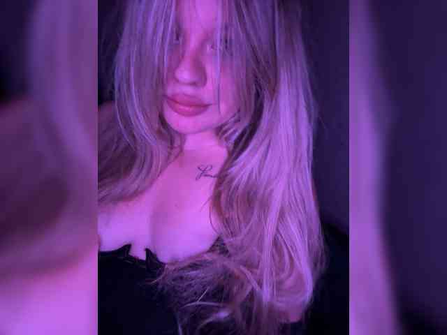 MariaMalyshka webcam