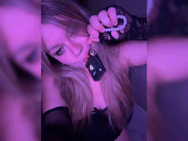 MariaMalyshka webcam
