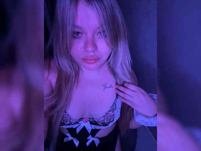 MariaMalyshka webcam