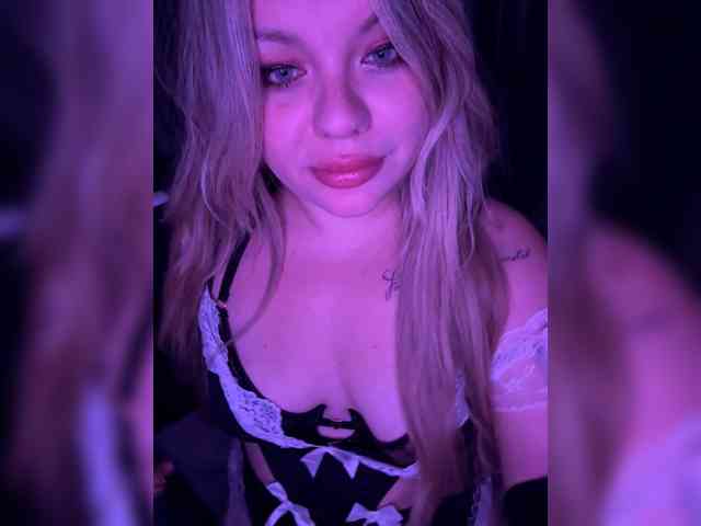 MariaMalyshka webcam