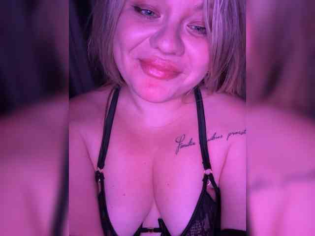 MariaMalyshka webcam