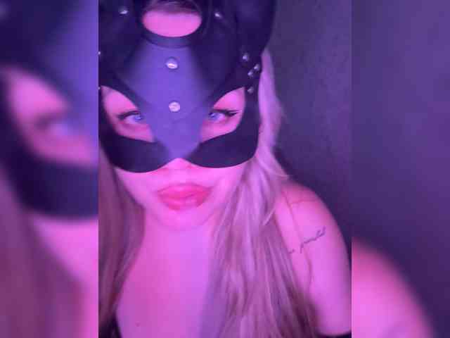 MariaMalyshka webcam