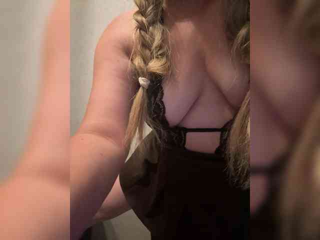 Maria2928 webcam