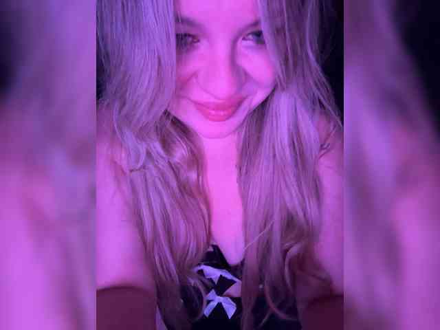 MariaMalyshka webcam