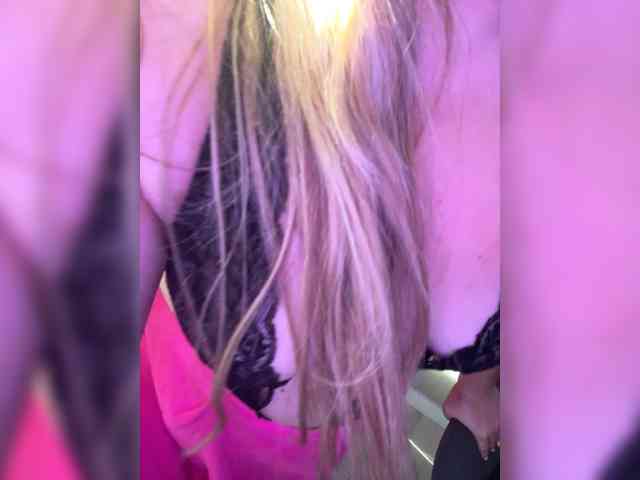 Maria2928 webcam