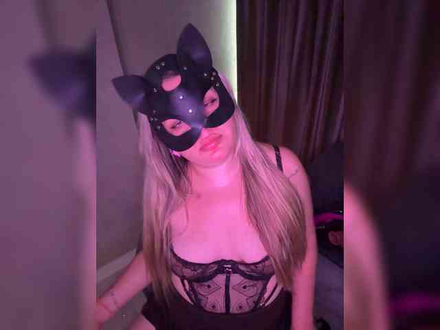 Maria2928 webcam