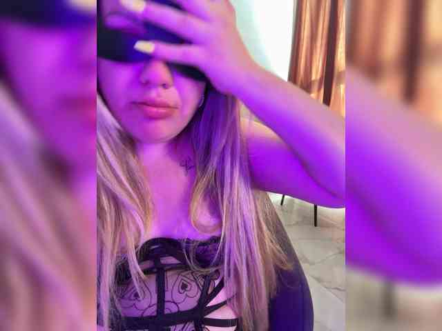 Maria2928 webcam