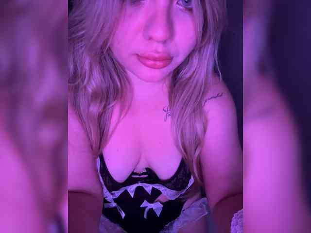 MariaMalyshka webcam