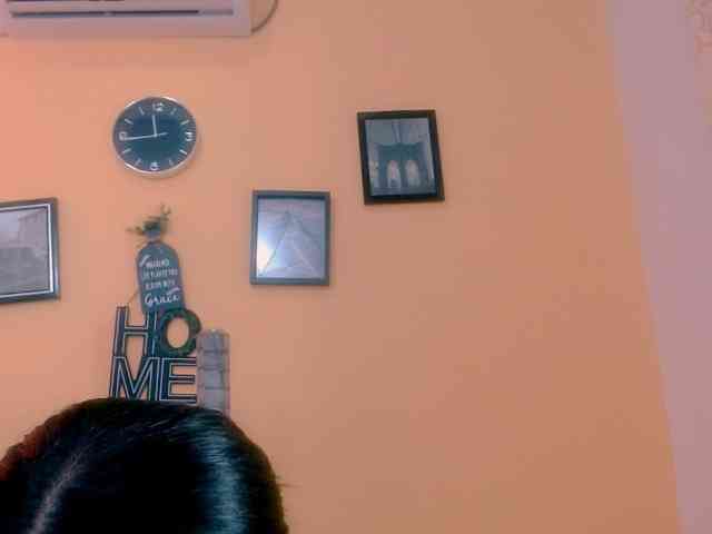 Model: miajuice18