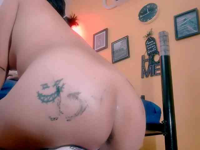 Model: miajuice18