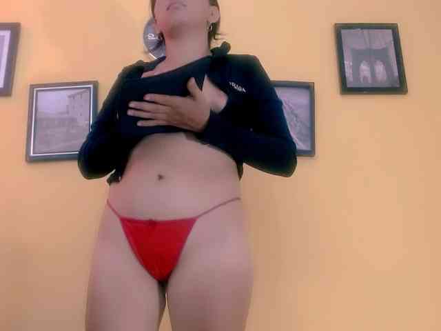 Model: miajuice18