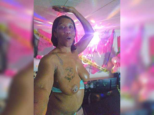 MrnMrsGoodi3tim3