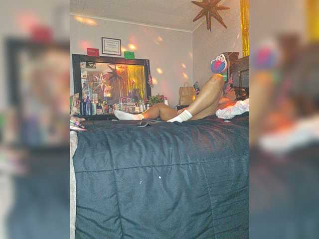 MrnMrsGoodi3tim3 live cam preview
