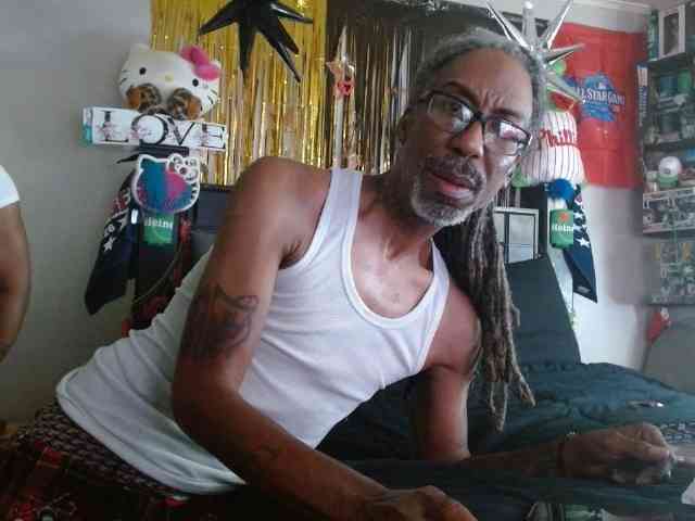 MrnMrsGoodi3tim3 webcam