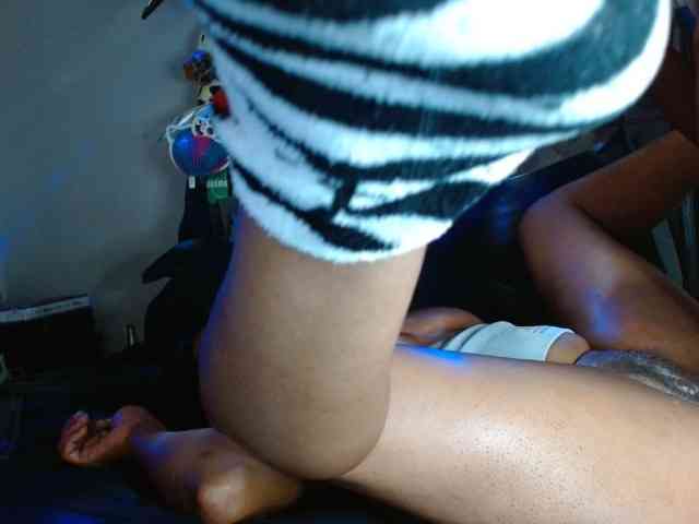 MrnMrsGoodi3tim3 webcam