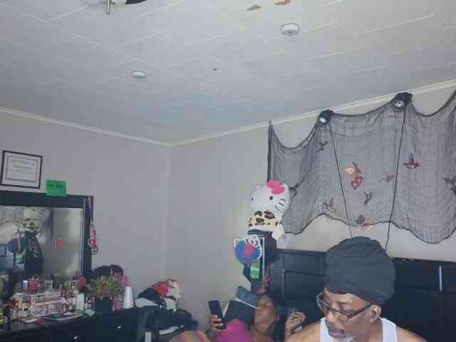 MrnMrsGoodi3tim3