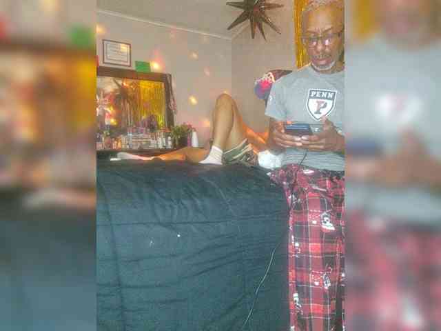 MrnMrsGoodi3tim3 webcam