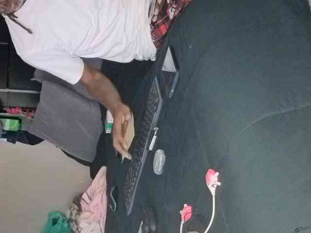 MrnMrsGoodi3tim3 webcam