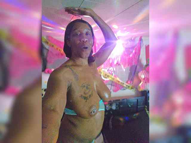 MrnMrsGoodi3tim3